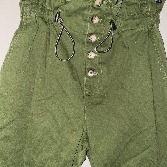 Button down draw string pants - Picture 3 of 4